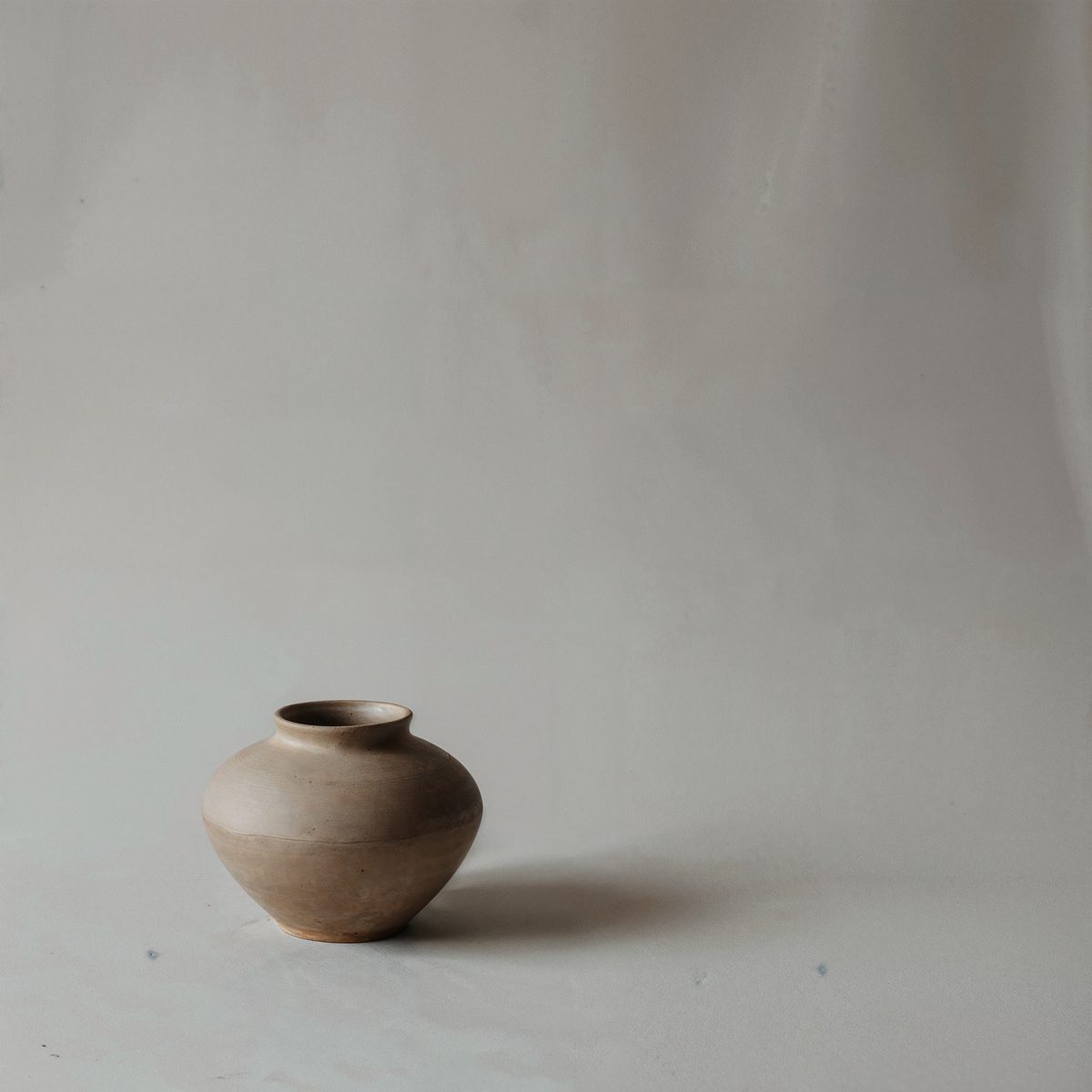 Clay Vessel, Soft Light