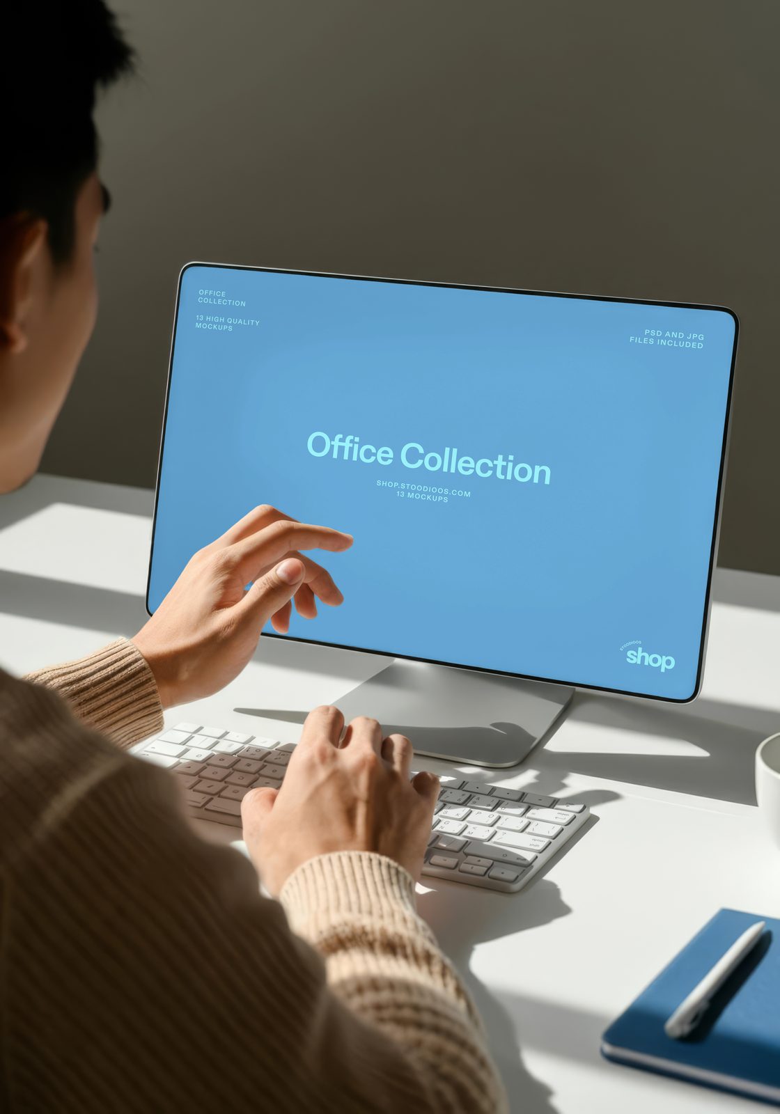 Office Mockup 11