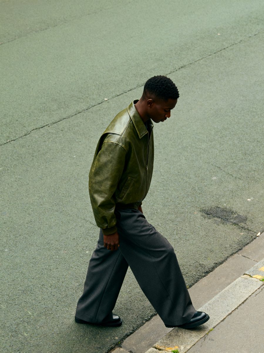 Crossing in Olive Leather