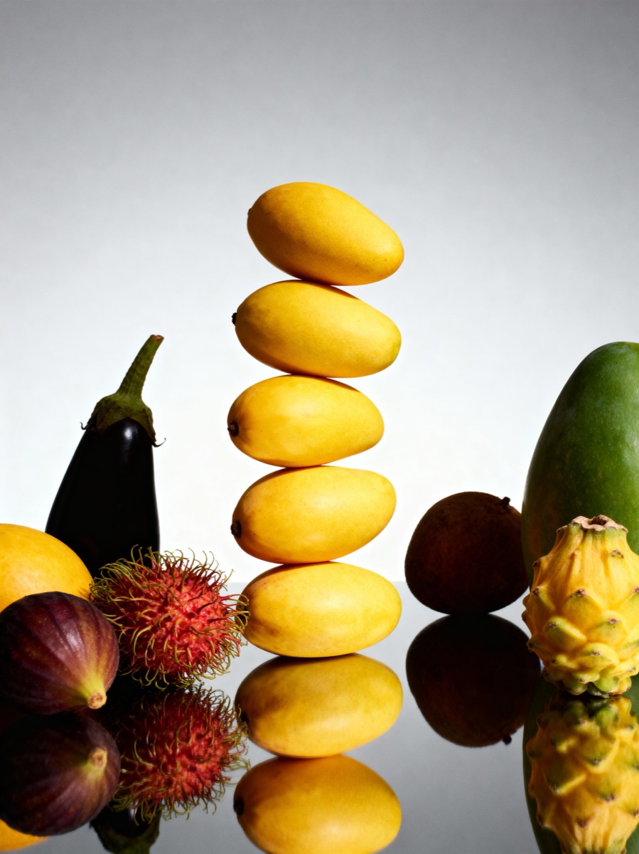 Produce Sculptures 64